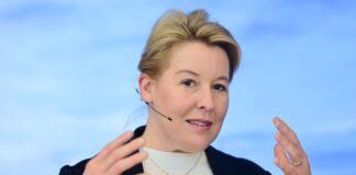 Berlins Wirtschaftssenatorin Franziska Giffey (SPD) will mit einer Delegation nach Indien fliegen. (Archivbild)