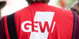 Die GEW will vorerst nicht mehr für kleinere Klassen und Entlastung an den Schulen streiken. (Archivbild)