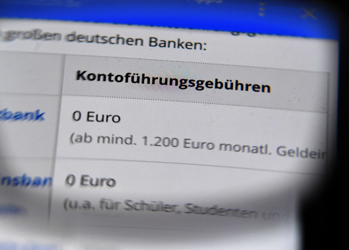 Kontoführungsgebühren Zahlreiche Bankkunden konnten nach einem BGH-Urteil 2021 Gebühren zurückverlangen. (Symbolbild)