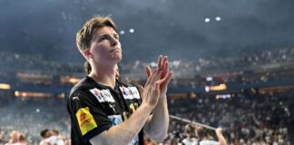 Lichtlein kommt aus der Jugend der Füchse.