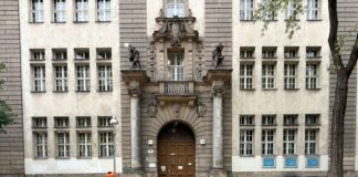 Um die Carl-Bolle-Grundschule gibt es derzeit viele Diskussionen. (Archivbild)