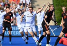 Justus Weigand (M) markierte den 4:3-Siegtreffer gegen Argentinien.
