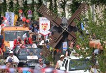 Der Höhepunkt des Spargelfestes ist der traditionelle Umzug. 