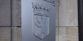 Die Staatsanwaltschaft hat Anklage erhoben wegen fingierter Handwerkerabrechnungen. (Symbolbild) 