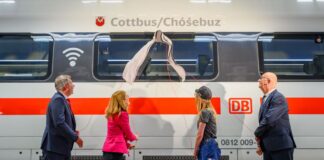 Feierliche Taufe: Ein ICE 4 trägt jetzt den Namen der Stadt Cottbus.