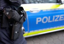 Die Polizisten wurden bei einer Verkehrskontrolle fündig. (Symbolbild)