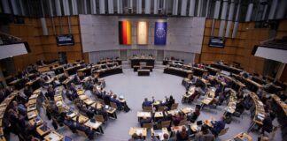 Wahltag für das Berliner Abgeordnetenhaus ist am 20. September nächsten Jahres. (Archivbild)