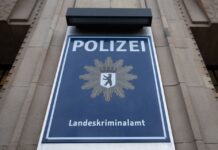 Wegen eines möglichen politischen Hintergrunds ermittelt nun der Staatsschutz des Berliner Landeskriminalamtes. (Archivbild)