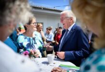 Frank-Walter Steinmeier hält den gesellschaftlichen Austausch für wichtig, um ein Auseinanderdriften der politischen Lager zu verhindern. 
