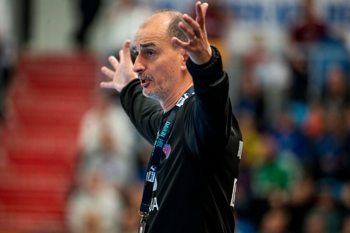 Emir Kurtagic Trainer Emir Kurtagic sieht die nächste Niederlage seiner Potsdamer Handballer.
