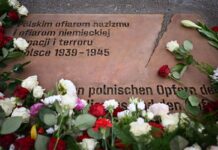 In Berlin ist ein neues, vorläufiges Denkmal zur Erinnerung an den deutschen Überfall auf Polen 1939 eingeweiht worden.