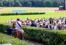 Die Saison in Hoppegarten geht weiter.