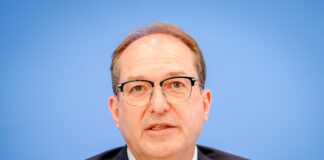 Dobrindt sucht Schulterschluss mit polnischem Amtskollegen. (Archivbild)