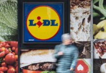 Das Unternehmen Tillman's ruft eine bestimmte Wurstart zurück, der den Angaben zufolge bei Lidl verkauft wurde. (Archivbild)