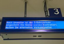 Die Berliner S-Bahn hatte aufgrund des Unwetters am Donnerstagabend den Betrieb vollständig eingestellt.