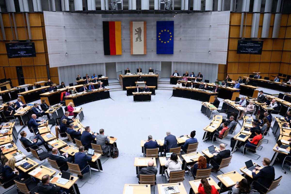 Plenarsitzung Berliner Abgeordnetenhaus Das Berliner Abgeordnetenhaus hat über den neuen Jahresbericht des Petitionsausschusses beraten. (Achivfoto)