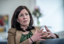 Bildungssenatorin Katharina Günther-Wünsch (CDU) sieht Handlungsbedarf beim Umgang mit Mobbing. (Archivbild)
