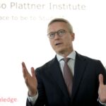 Bundesdigitalminister Karsten Wildberger (CDU) will eine stärkere Rolle für Deutschland im Wettbewerb um KI. 
