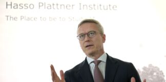Bundesdigitalminister Karsten Wildberger (CDU) will eine stärkere Rolle für Deutschland im Wettbewerb um KI. 