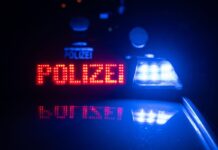 Die Polizei schritt während der Protestaktion ein. (Symbolbild)