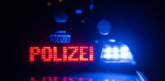 Die Polizei schritt während der Protestaktion ein. (Symbolbild)