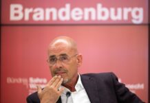 Der Vorsitzende der BSW-Landtagsfraktion, Lüders, hält im Umgang mit der AfD nichts von einem Kurs der Ausgrenzung. (Archivbild)