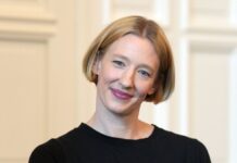 Joana Mallwitz erhält den Opus Klassik als Dirigentin des Jahres. (Archivbild)
