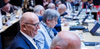 Brandenburgs Ministerpräsident Dietmar Woidke (SPD) ruft den Bund zu weniger Bürokratie für Infrastrukturprojekte auf.  