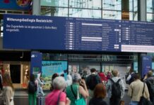 In Berlin stand der S-Bahn-Verkehr über Stunden still.