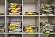 In Brandenburg soll Bürokratie abgebaut werden - das stößt teils auf Kritik (Symbolbild).