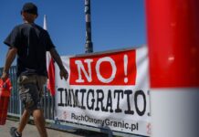 Die Städte Frankfurt (Oder) in Brandenburg und Slubice in Polen zeigen sich besorgt wegen der geplanten Grenzkontrollen auf polnischer Seite. (Archivbild)
