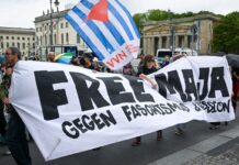 Eine Demonstration «Free Maja» linker Gruppen fordert die Rückholung von Maja T. aus Ungarn.