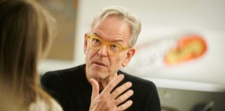 Reese soll bis 2032 Intendant des Berliner Ensembles bleiben. (Archivbild)