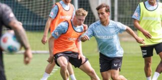 Julian Eitschberger (l.) will sich bei Hertha durchbeißen