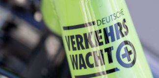 Nicht alle Kinder in Berlin sind aus Sicht der Verkehrswacht in der Lage, sich sicher auf einem Rad zu bewegen. (Symbolbild)