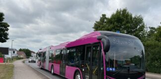 Wie schon bei der Generalsanierung auf der Riedbahn werden auch bei der Modernisierung der Strecke Hamburg-Berlin Busse für den Ersatzverkehr eingesetzt.