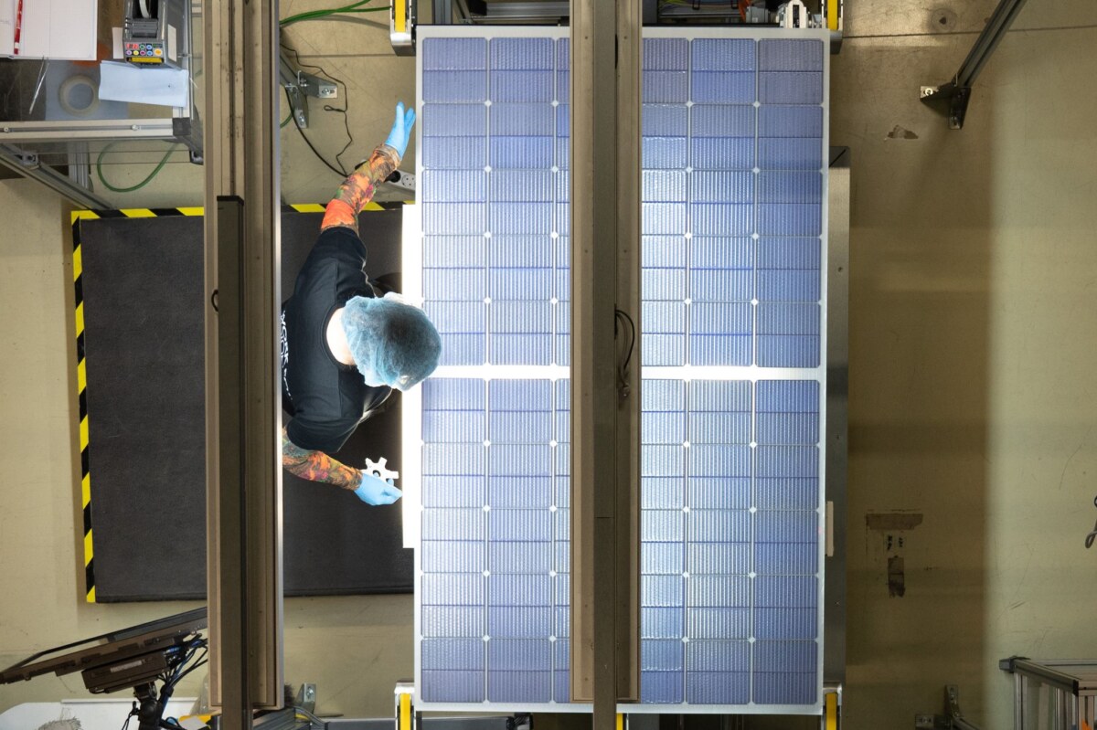 Meyer Burger Laut Insolvenzverwalter Flöther gibt es für den Solarmodulhersteller eine Reihe von Interessenten. (Archivbild)