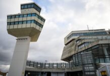 Bei der Unterbringung von Geflüchteten auf dem ehemaligen Flughafen Tegel wird künftig weniger Personal gebraucht. (Archivfoto)