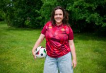 Serien-Star Sarah Victoria Schalow («Alles was zählt») attestiert männlichen Profi-Kickern Schauspiel-Talent. 