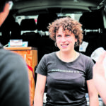 Interview der Woche mit: Straßensozialarbeiterin Elisabeth Deppermann Elisabeth Deppermann bei der Arbeit. Bild: Robin Baumann