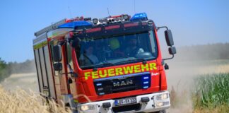 Die Feuerwehr muss immer wieder zu Bränden in Brandenburg ausrücken. (Symbolbild)