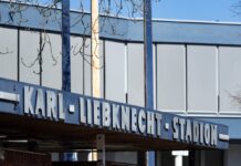 Eine Gruppe unbekannter Täter ist in das Vereinsgebäude des SV Babelsberg 03 im Fußballstadion in Potsdam-Babelsberg eingebrochen. (Archivbild)