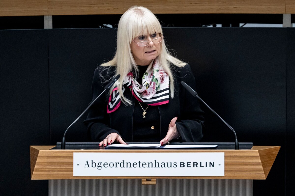 Plenarsitzung Berliner Abgeordnetenhaus Innensenatorin Iris Spranger (SPD) hält eine Modernisierung des Berliner Polizeigesetzes für unverzichtbar.
