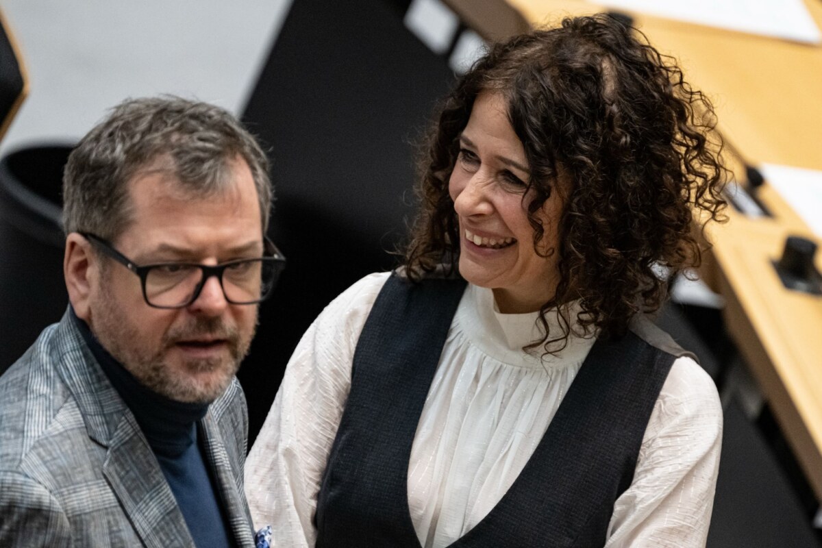 Plenarsitzung Berliner Abgeordnetenhaus Die beiden Grünen-Fraktionsvorsitzenden Werner Graf und Bettina Jarasch sollen die Partei als Duo in den Wahlkampf führen. (Archivfoto)