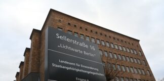 Das Berliner Landesamt für Einwanderung ist seit 2024 auch für Einbürgerungen zuständig. (Archivbild) 