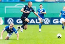 Palko Dardai (vorn) setzt seine Karriere in Ungarn fort.
