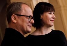 Philip Bröking und Susanne Moser gehen an der Komischen Oper in die Verlängerung (Archivbild).