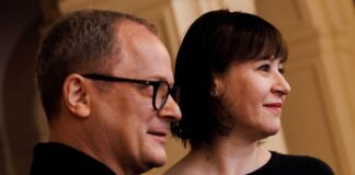 Philip Bröking und Susanne Moser gehen an der Komischen Oper in die Verlängerung (Archivbild).