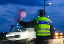 Die Bundespolizei kontrolliert seit Herbst 2023 an der Grenze zu Polen den Personenverkehr, um irreguläre Migration einzudämmen. Vor kurzem hat auch Polen vorübergehende Grenzkontrollen eingeführt. (Archivbild) 
