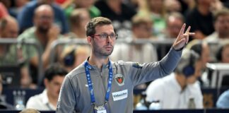 Trainer Jaron Siewert startet mit seinen Füchsen in die Testspielphase